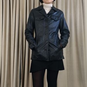 Vintage Wilsons Maxima Fitted Black Leather Jacket for Women